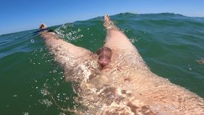 I spunk just for the delight of perceiving free-for-all-for-all, naked on a public beach