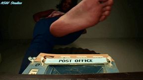 EIG Gigantic POV GIANTESS crush pt 7 - MP4