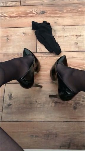 intense cum in wife's tights