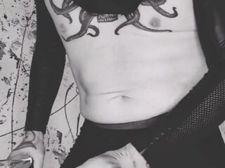 Ghostface Masturbating in Shower Horror Porn