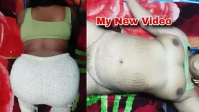 Desi Housewife Showing Boobs And Big Ass