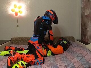 HOMOSEXUAL MOTOCROSS PLAYS (part 1)