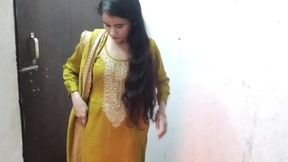 Big step sister nangi soyi thi tabhi jakar pel diya