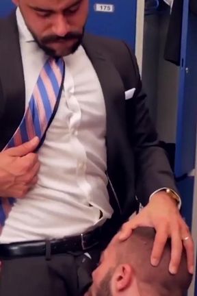 MENATPLAY - Manager Teddy Torres anal fucked by Diego Reyes