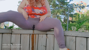 Pissing in my Yoga Pants Outdoors