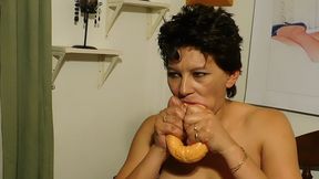 puta argentina le rompen el culo y se da pijasos