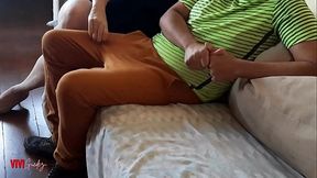 A bu&ccedil_a da mulata de por dando leite quente na boca.