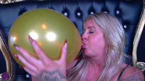 Lolly Dames Debut Balloon Popping SFW 4K