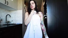 Stepsister is going on a date, but first she wants to suck me