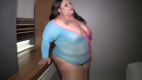 MY MOMS FRIEND WANTED TO FUCK