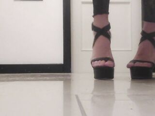 Highheels ebony