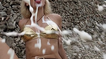 AI DUNGEON SLUTS EPISODE 176 - ADELIDE THE GOLDEN HUNTRESS WITH PHOTO GALLERY