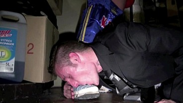 648 french twink fucked by a boxer wit big cock