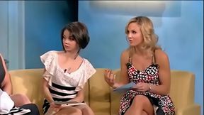 Sarah Hyland UPSKIRT on TheView