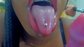 Idiris Black Private Show