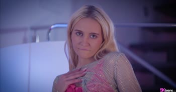 Daruma Rai's Russian Delight: Blowjob & Facial Finale