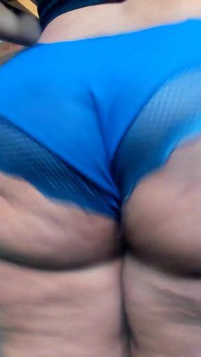 Role-play, Army Captain Training Soldier to Resist Getting Hard on Big Booty...