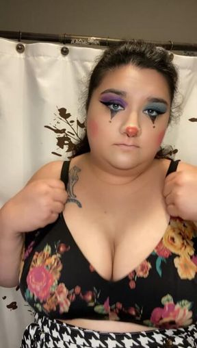 Bouncy Lulu Titties