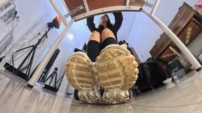 8KVR360 Xiaomi sports shoes - POV humiliation of dwarfs