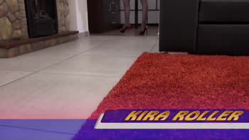 Kira Roller's Wet & Wild Toy Play