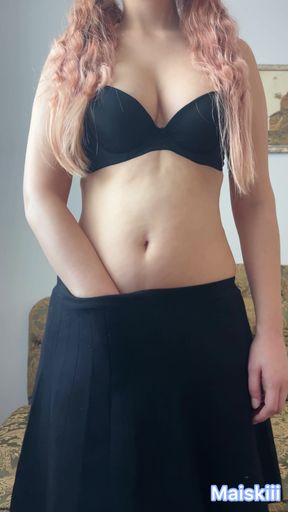 Cute girl fingering and dildo fucking - Maiski