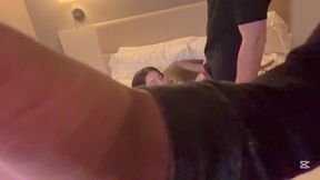 me encuentran borracha en una fiesta y me follan entre tres. lulita star