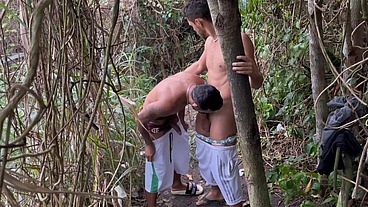 Tava F1 e encontrei o Ronny Aislan na trilha e comi ele