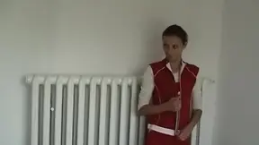 Teenage girl gets a licking and facial from doctor Karol Cz?on