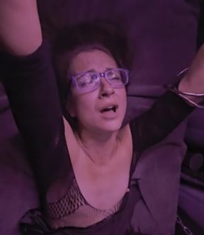 Female gloryhole: TAKING STRANGER COCK!