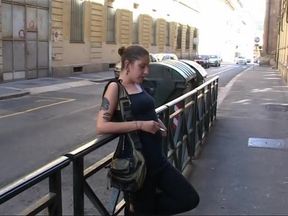 Mature whore pounded in threesome.