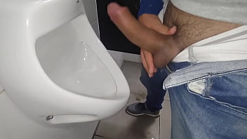 YURI GA&Uacute_CHO - PISS AND CUMSHOT