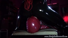 Latex Mistress - Rubber Face Sitting 2