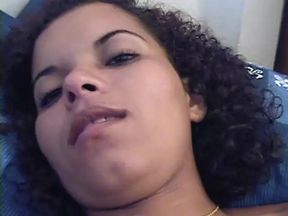 Sexy babe rubs her cunt and give nice head - amateur retro