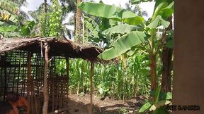 village ameatur in the kitchen with two long dick