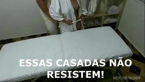 Ninfetinha ficou com a bucetinha melada de tanto tes&atilde_o, n&atilde_o resistiu e me deu a bucetinha - massagem tantrica