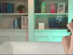 Curvy Tiara Ayase Gives Sweet Porn Experience with Tempting Booty Showdown