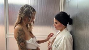 sexo con mi companera de porrismo en las duchas molly smith