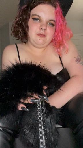 (F4A) Stoner Pup Mommy makes you hump her foot