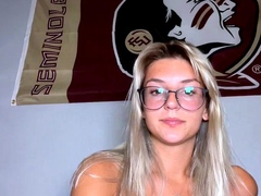 Hottest Amateur 19yo Blonde Teen going solo on Webcam