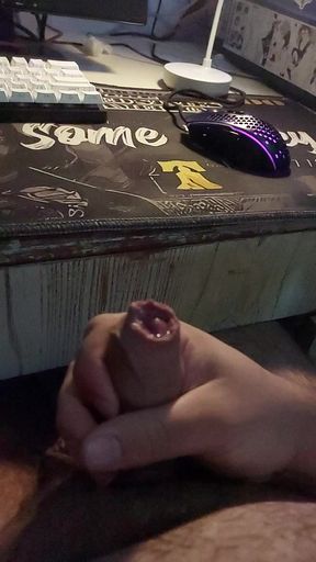 Slowmo load while watching porn