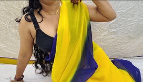 I went to bhabhi's house when brother not at home and enjoyed a lot with my lovely bhabhi, Full Hindi Viral Video Part 1