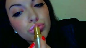 Smoking fetish webcam solo clip with a beautiful brunette