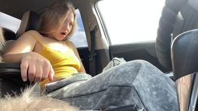 Public squirt in the car. Student cums with squirts!
