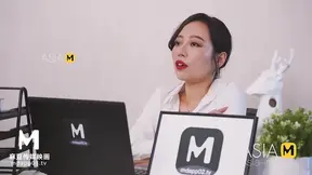 Asian Nurse Flirts Before Hot Oral Sex & Passionate Bedtime Fun