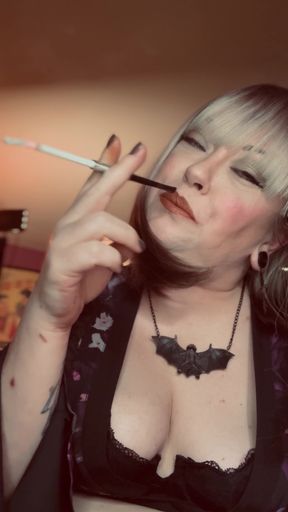 Miss Tina Snua Smokes A Slim Cigarette With A Holder - dangling Dangle Smoking Domme BBW OME OMI Drifts   Clip 1