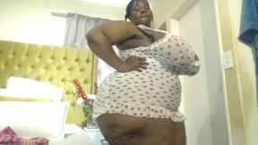 Black SSBBW Showing off Her Sexy Lingrie