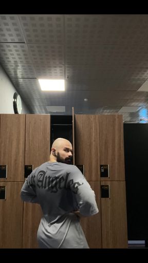 715558183849963520.mp4