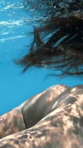 Super hot and juicy milf Heart in the pool   Clip 2