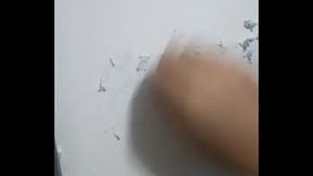 Moreno safado arrancando papelzinho