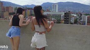 Sexo exhibicionista en la azotea, terminan siendo folladas por el obrero de construccion